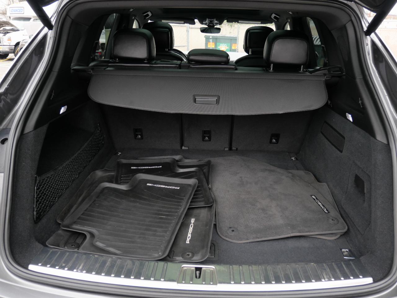 Porsche Cayenne AWD 2019