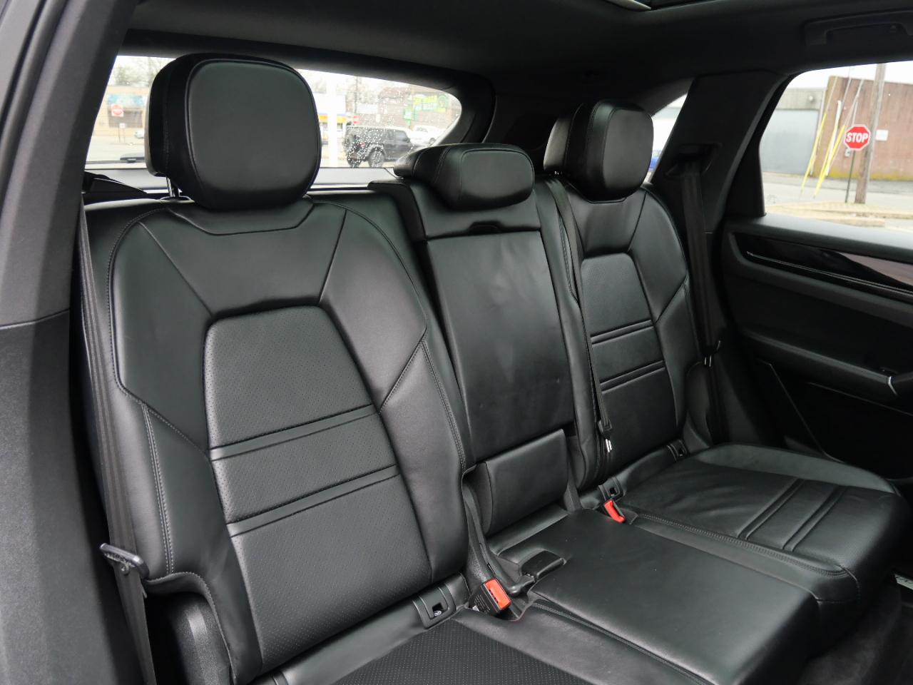 Porsche Cayenne AWD 2019