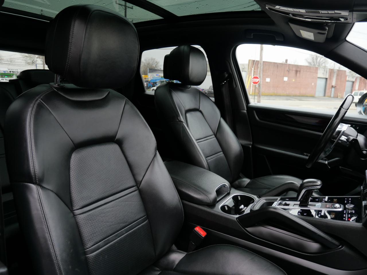 Porsche Cayenne AWD 2019