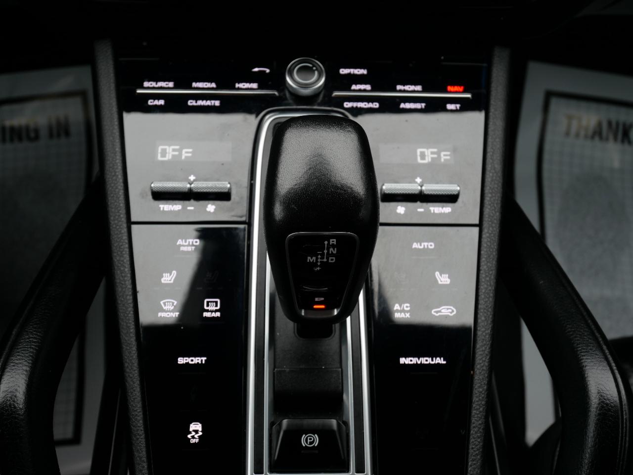 Porsche Cayenne AWD 2019