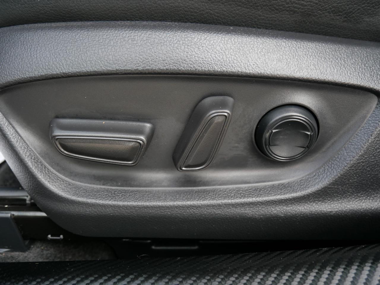 Toyota Camry XSE Auto AWD (Natl) 2021