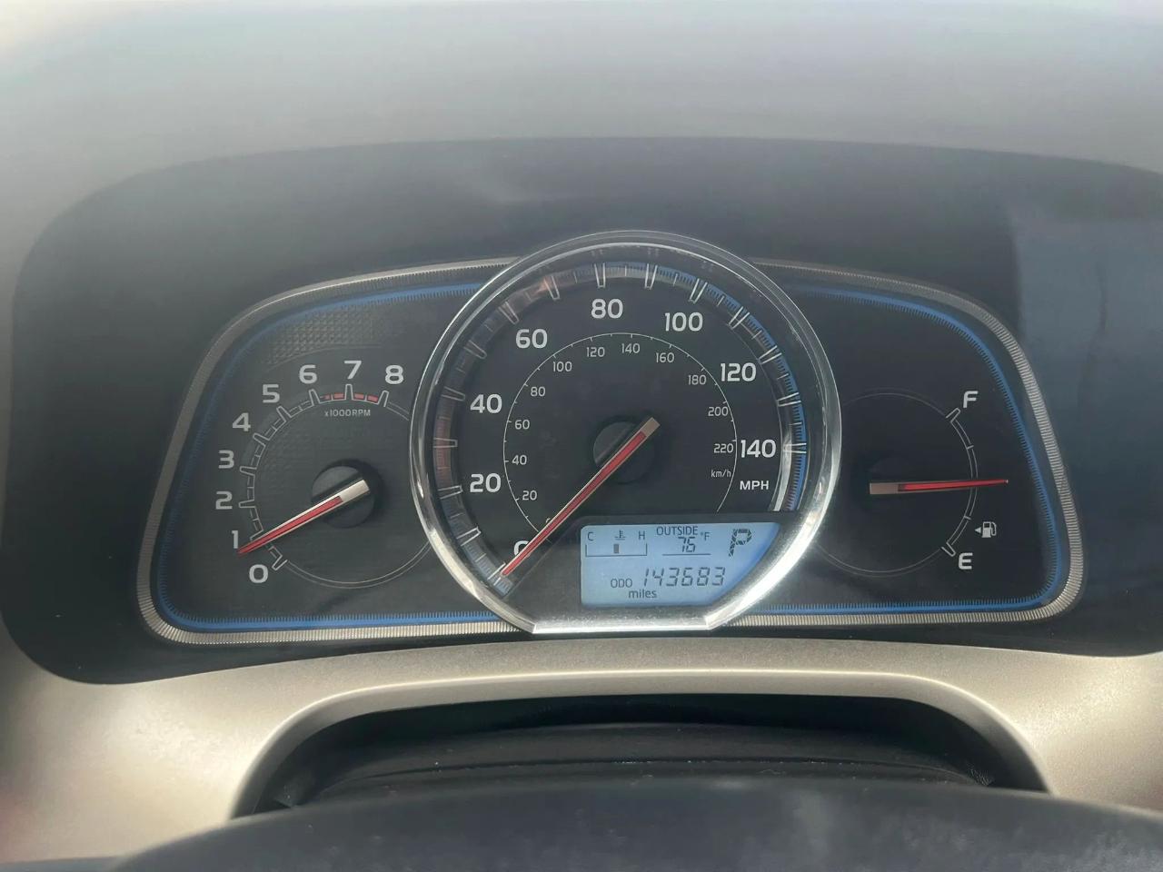 Toyota RAV4 AWD 4dr Limited (Natl) 2013