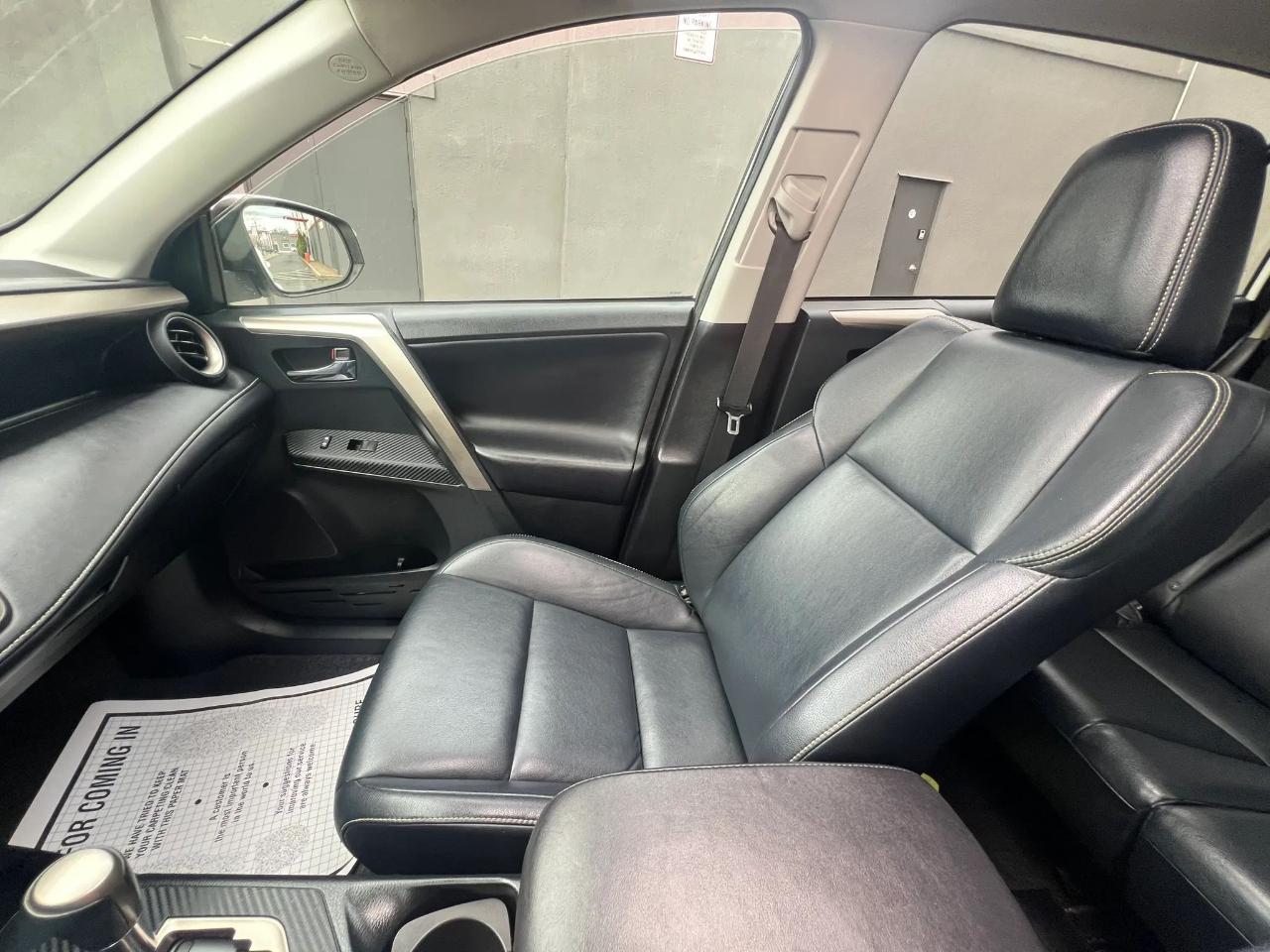 Toyota RAV4 AWD 4dr Limited (Natl) 2013