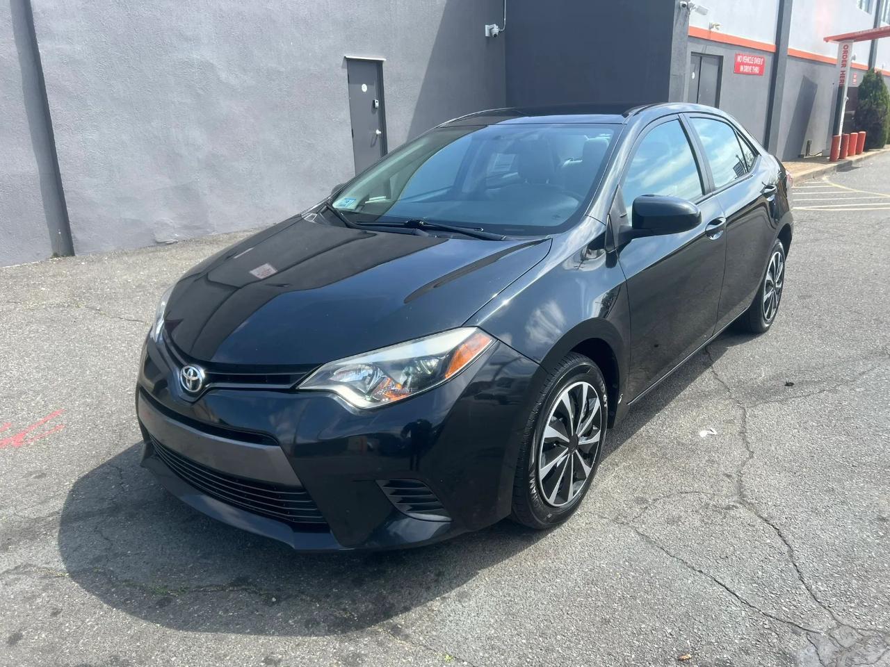 Toyota Corolla 4dr Sdn Auto LE (Natl) 2016
