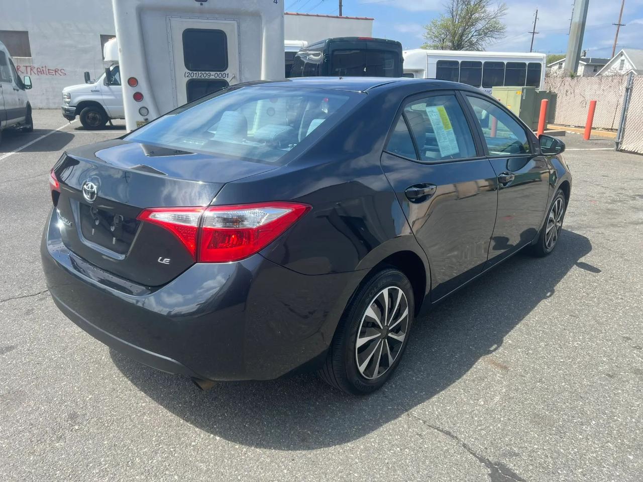 Toyota Corolla 4dr Sdn Auto LE (Natl) 2016