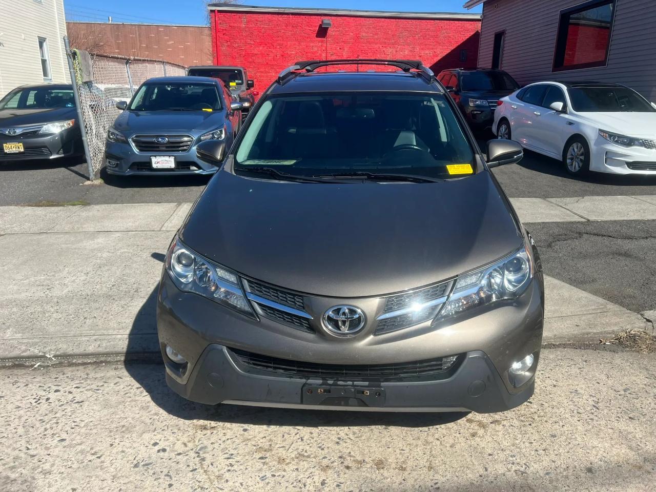 Toyota RAV4 AWD 4dr Limited (Natl) 2014