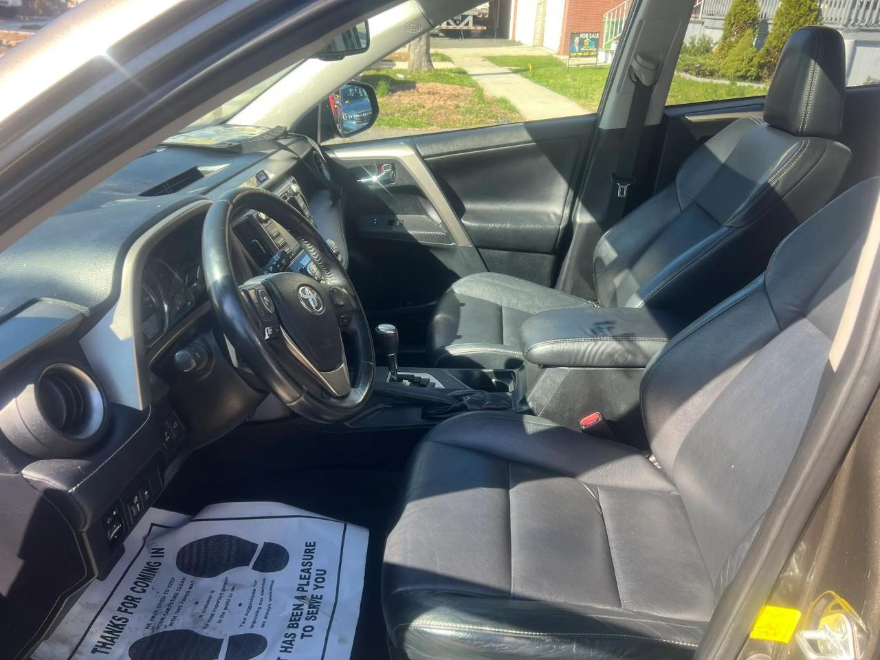 Toyota RAV4 AWD 4dr Limited (Natl) 2014