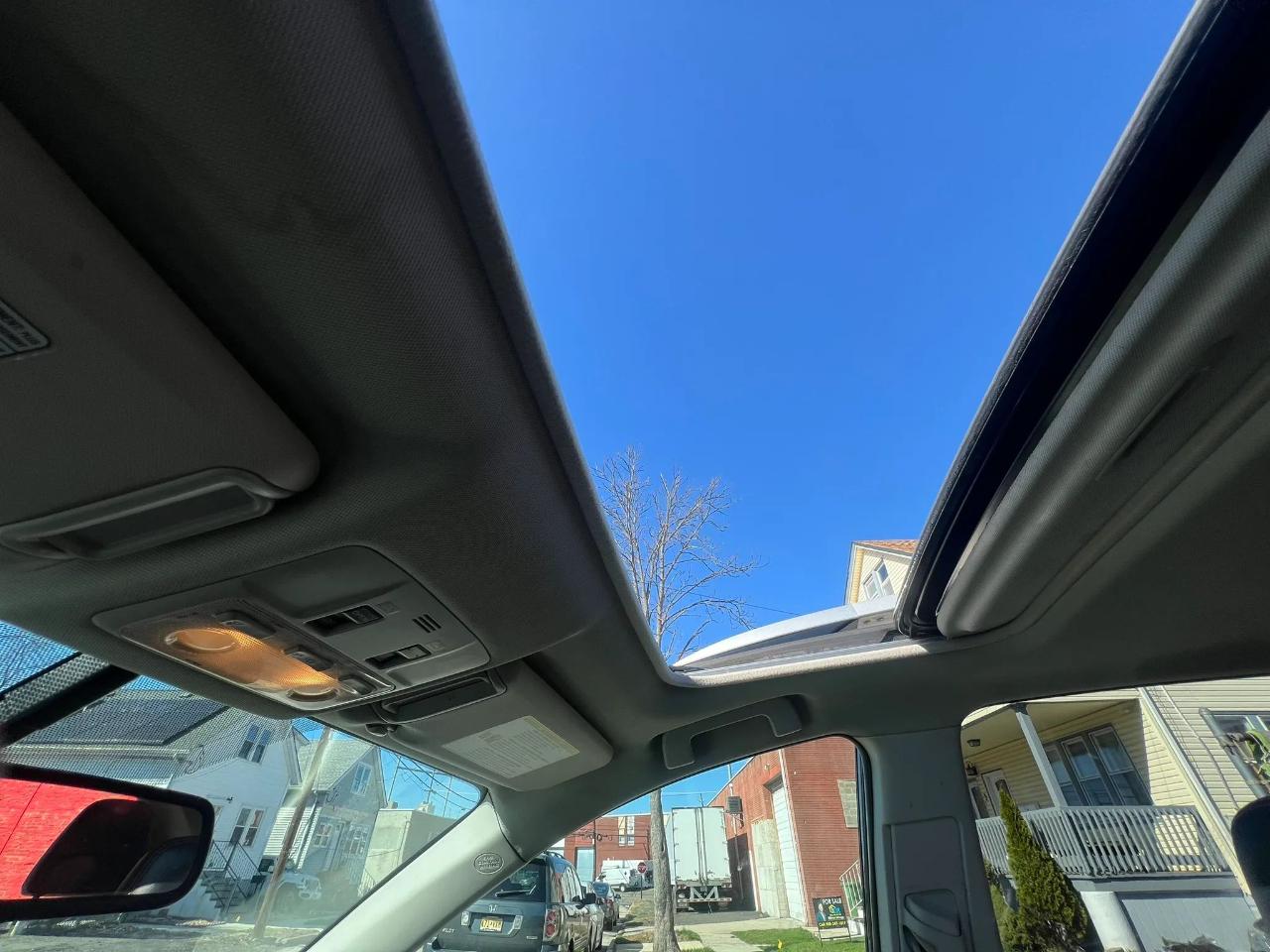 Toyota RAV4 AWD 4dr Limited (Natl) 2014