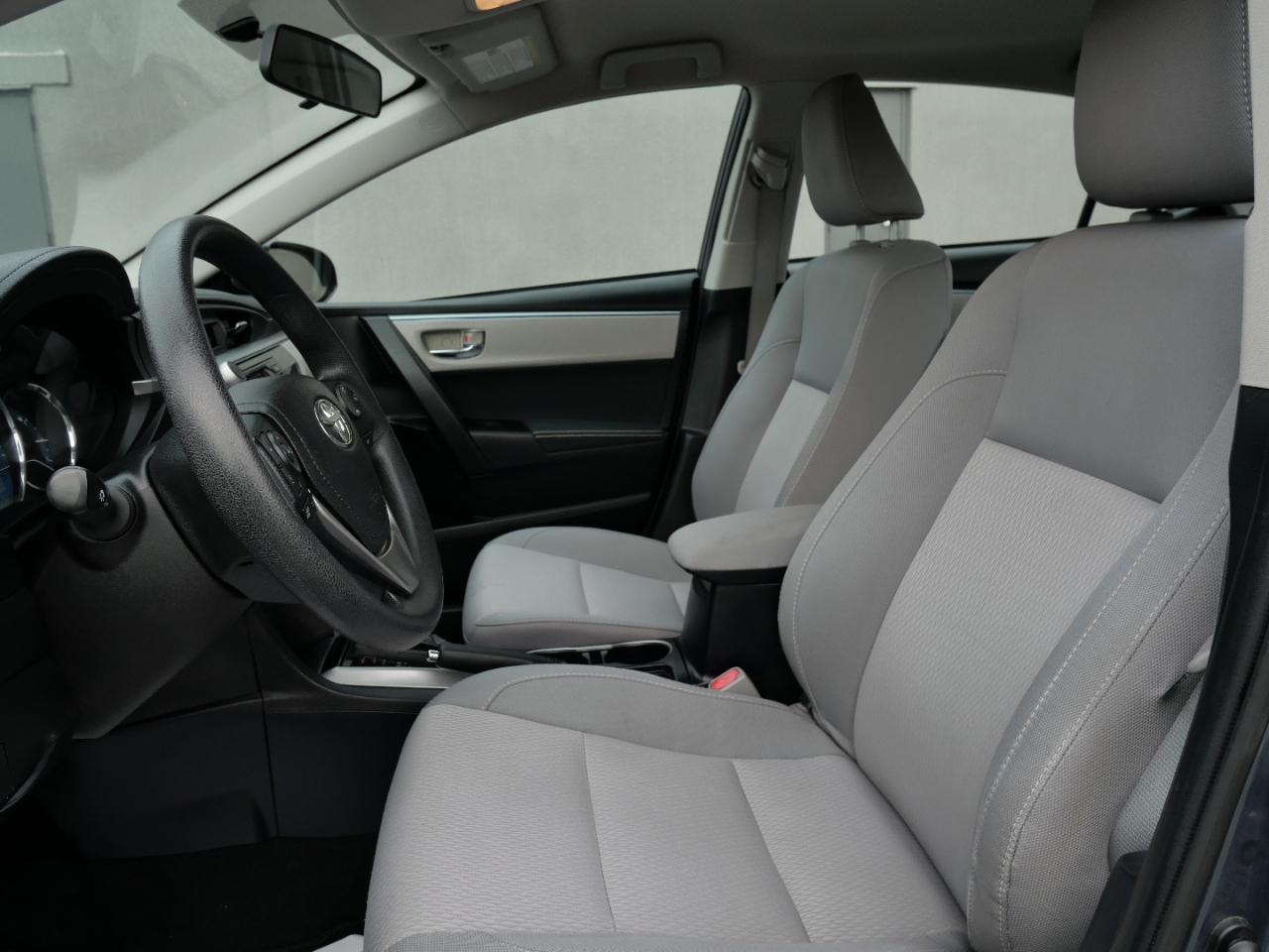 Toyota Corolla 4dr Sdn CVT LE Premium (Natl) 2014