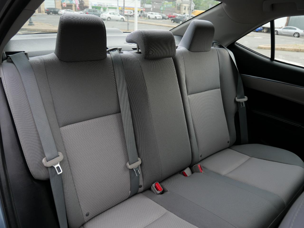 Toyota Corolla 4dr Sdn CVT LE Premium (Natl) 2014