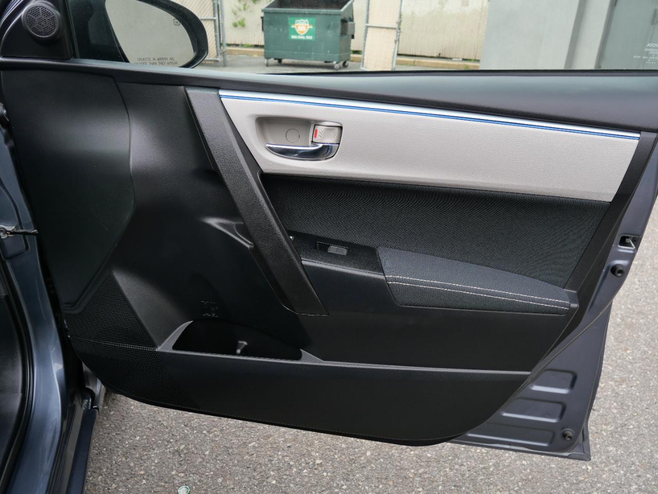 Toyota Corolla 4dr Sdn CVT LE Premium (Natl) 2014