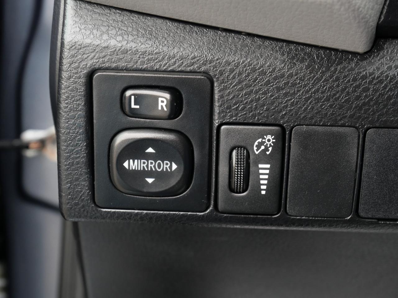 Toyota Corolla 4dr Sdn CVT LE Premium (Natl) 2014