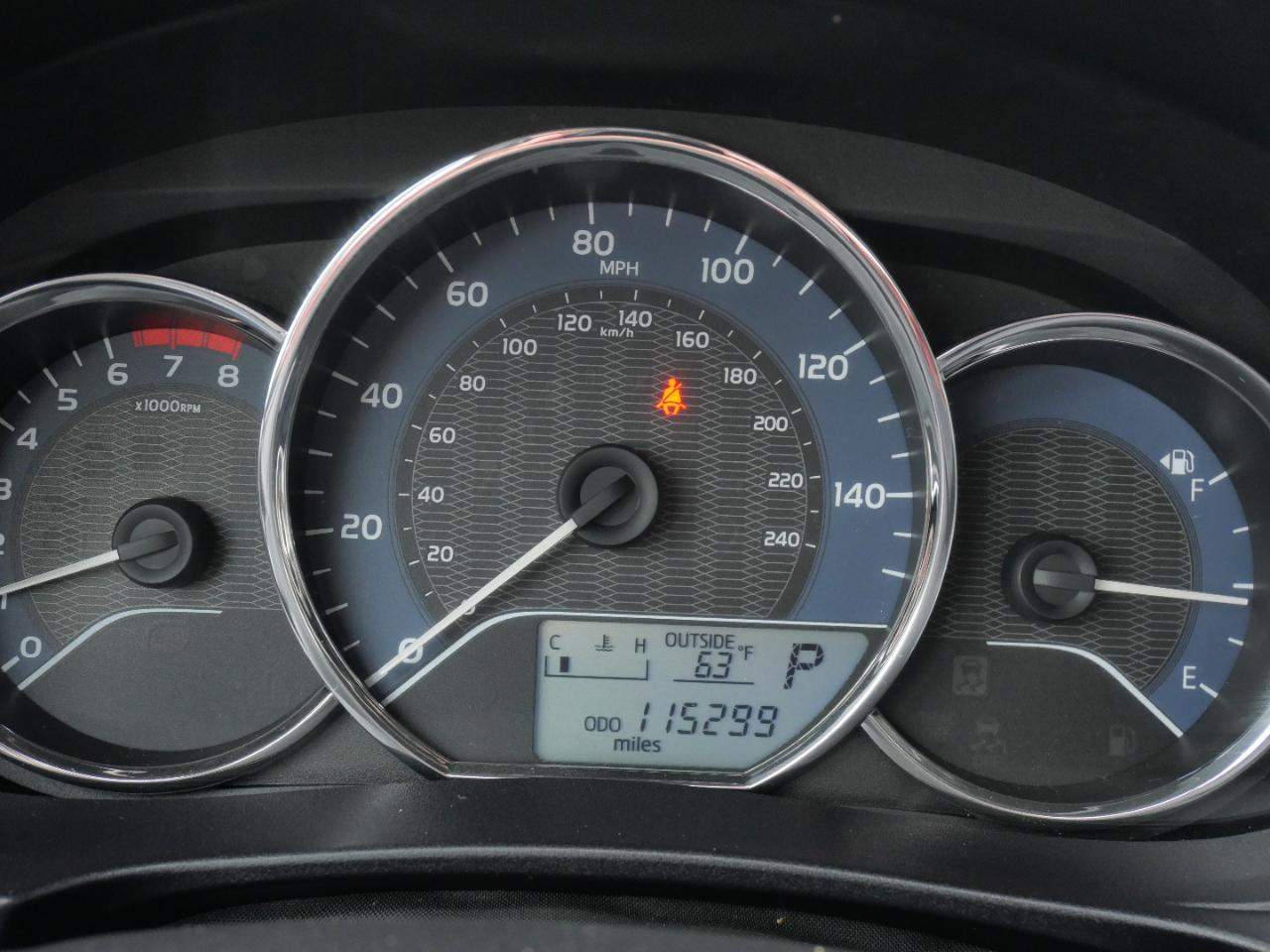 Toyota Corolla 4dr Sdn CVT LE Premium (Natl) 2014