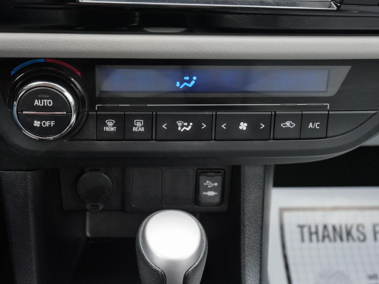 Toyota Corolla 4dr Sdn CVT LE Premium (Natl) 2014