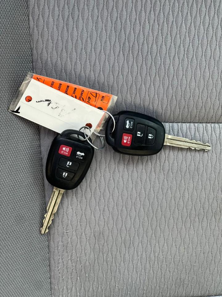 Toyota Corolla 4dr Sdn CVT LE Premium (Natl) 2014