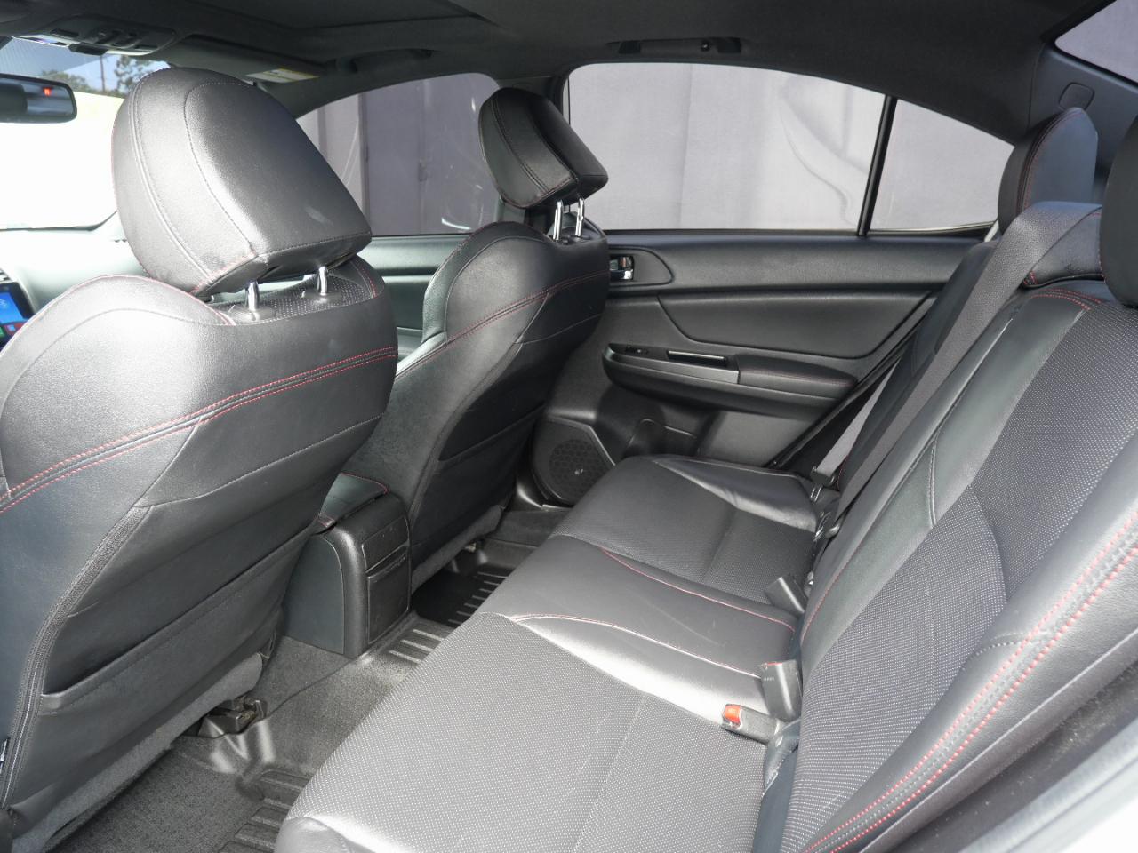Subaru WRX 4dr Sdn CVT Limited 2015