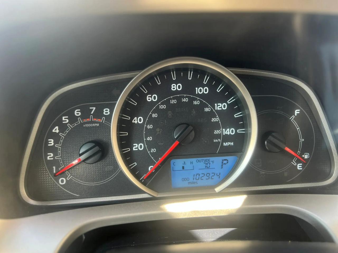 Toyota RAV4 FWD 4dr XLE (Natl) 2013