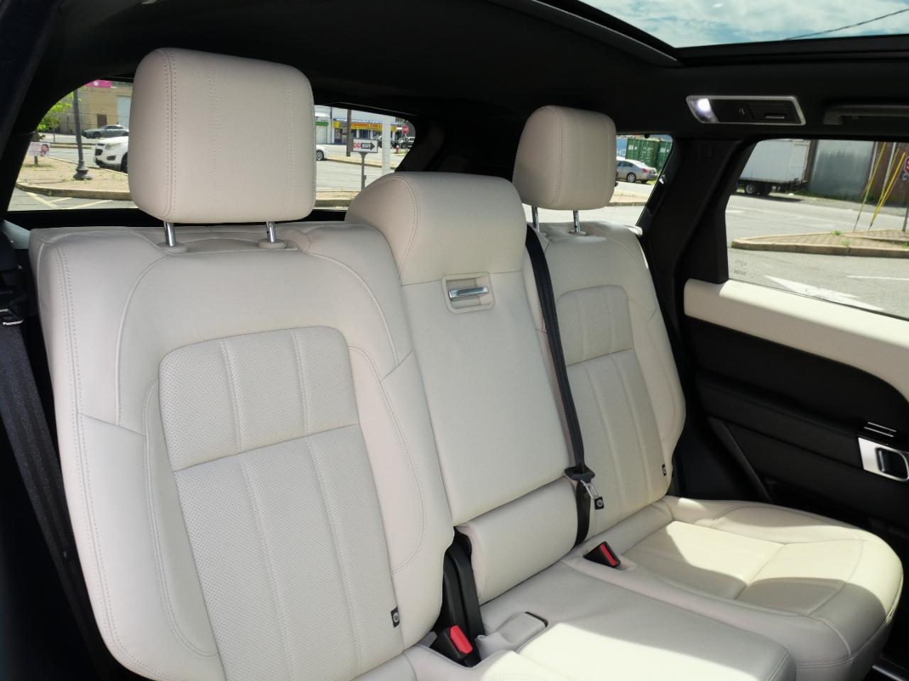 Land Rover Range Rover Sport Turbo i6 MHEV HSE 2020