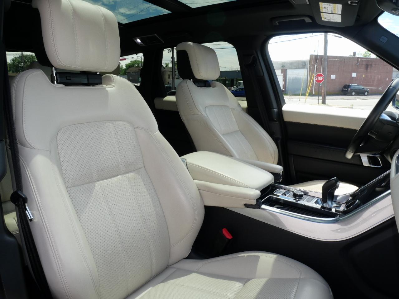 Land Rover Range Rover Sport Turbo i6 MHEV HSE 2020
