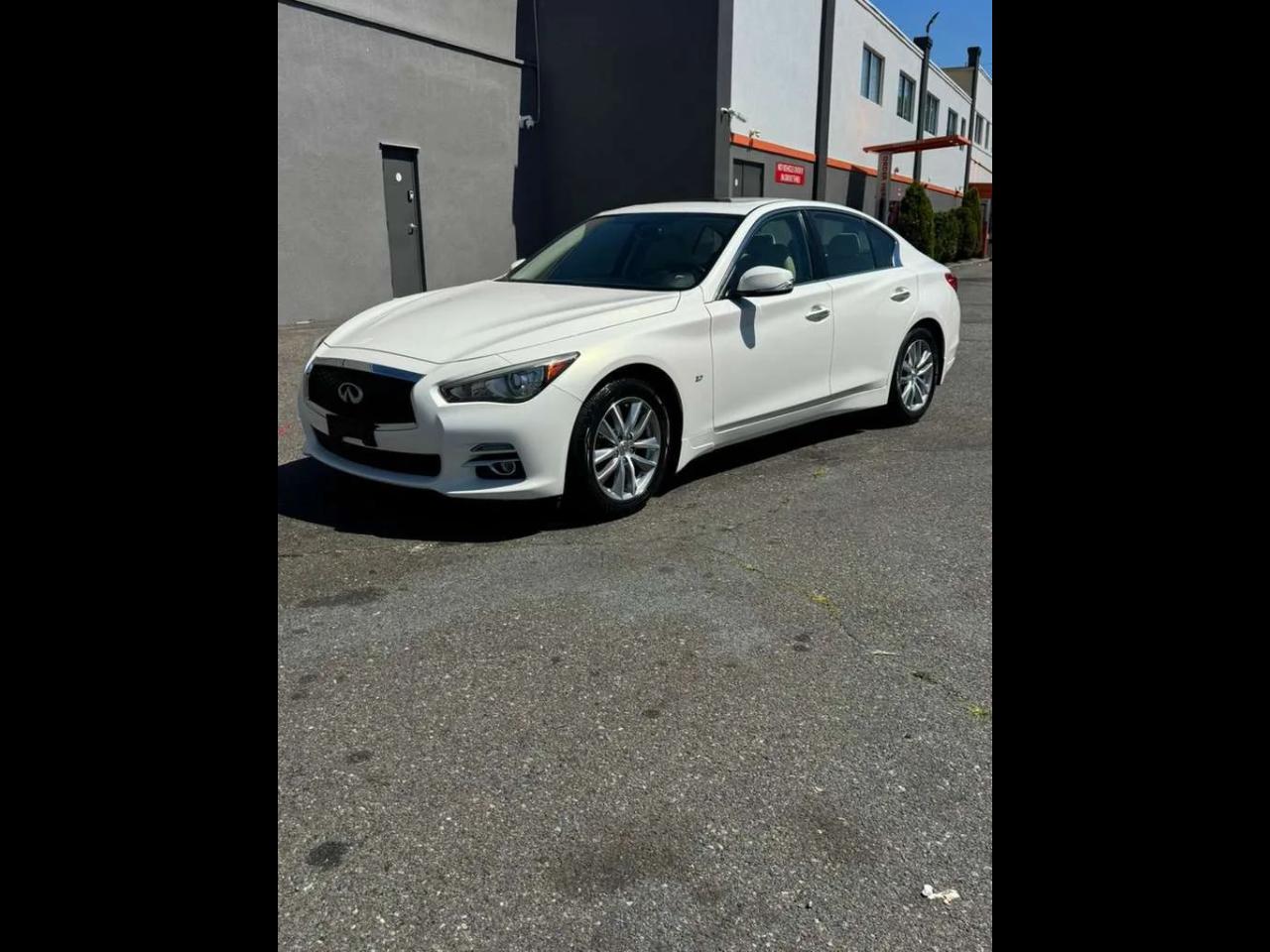 2015 Infiniti Q50 4dr Sdn Premium AWD