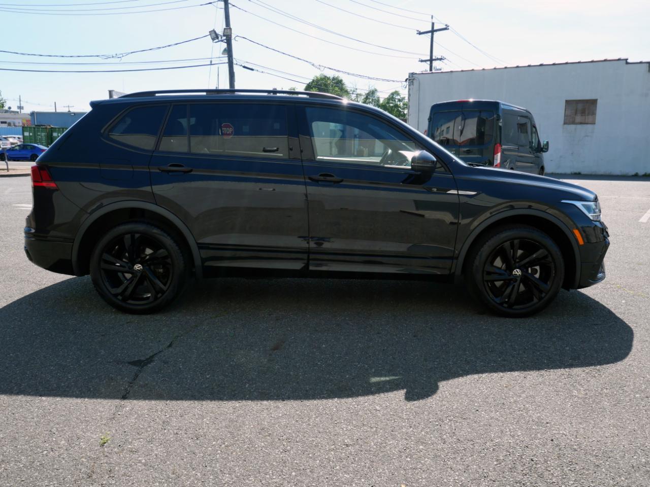 Volkswagen Tiguan 2.0T SE R-Line Black 4MOTION 2023