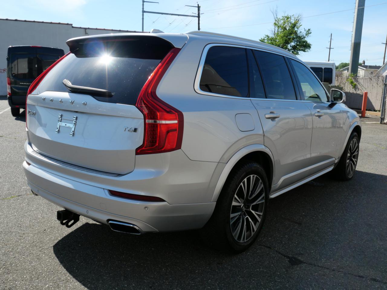 Volvo XC90 T6 AWD Momentum 7 Passenger 2020