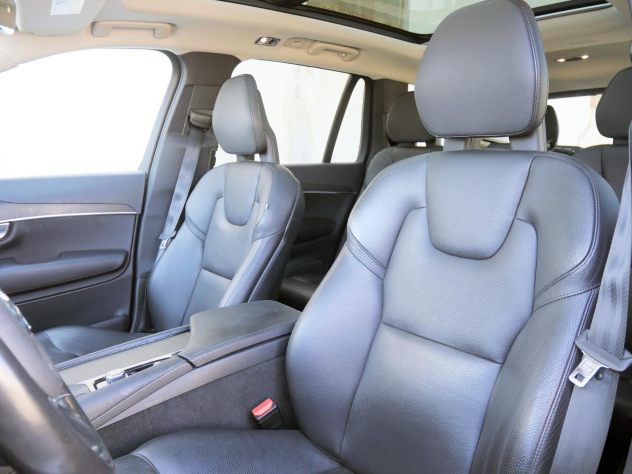 Volvo XC90 T6 AWD Momentum 7 Passenger 2020