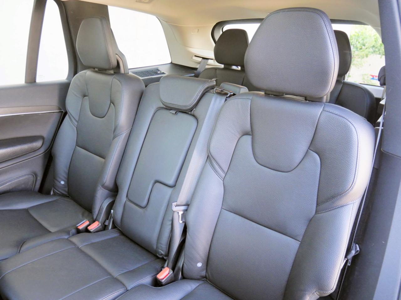 Volvo XC90 T6 AWD Momentum 7 Passenger 2020