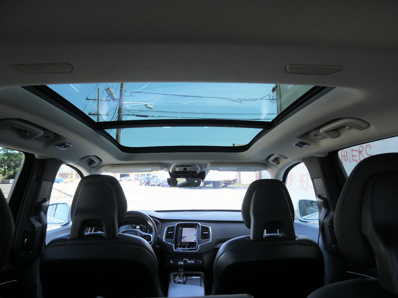 Volvo XC90 T6 AWD Momentum 7 Passenger 2020