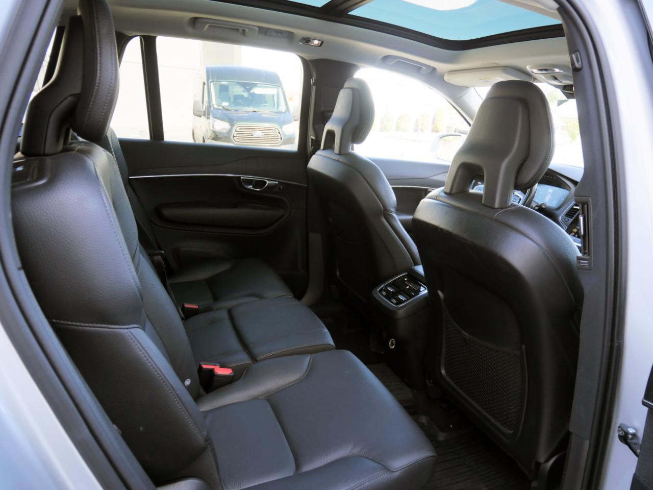 Volvo XC90 T6 AWD Momentum 7 Passenger 2020