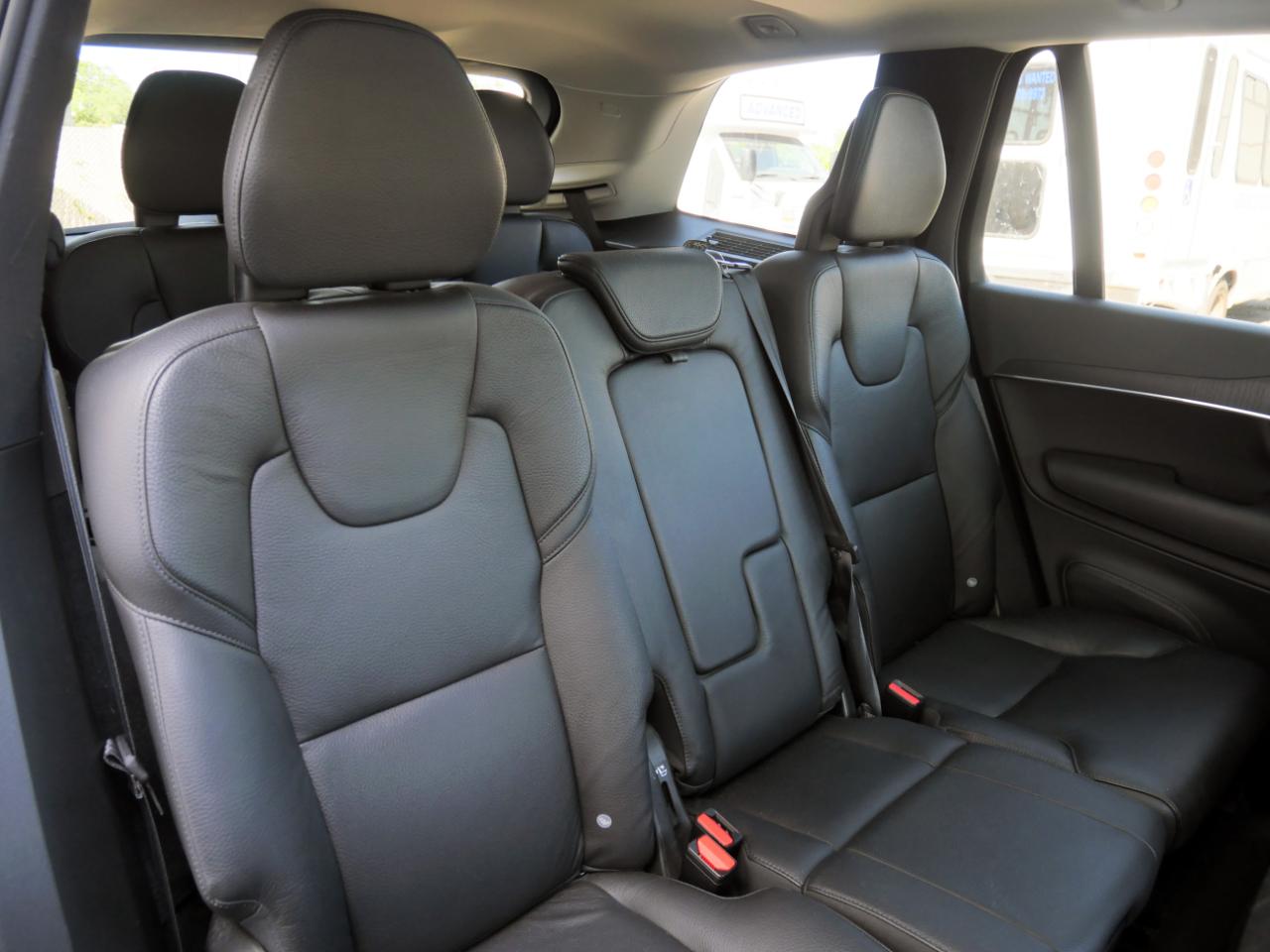 Volvo XC90 T6 AWD Momentum 7 Passenger 2020