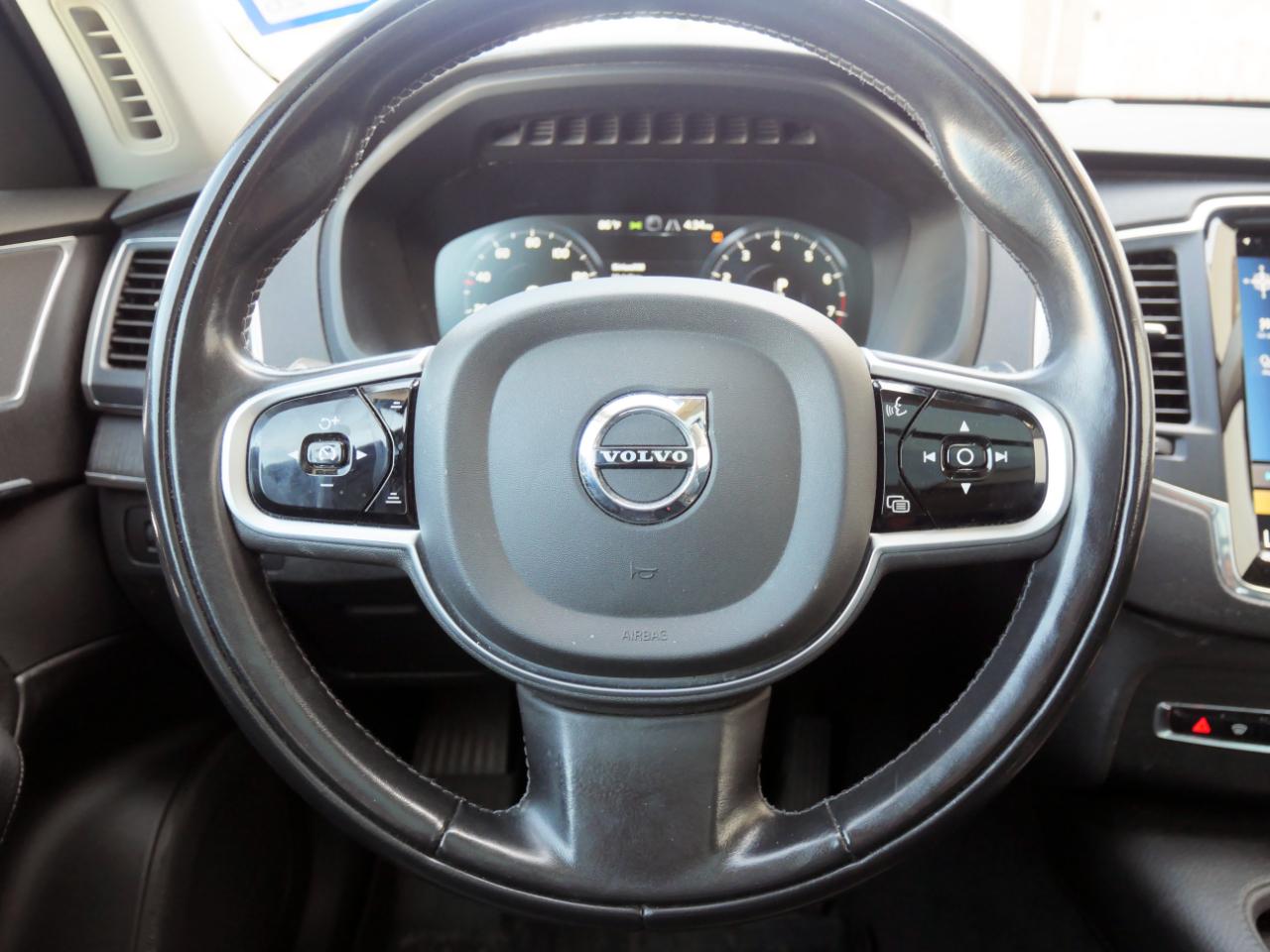 Volvo XC90 T6 AWD Momentum 7 Passenger 2020