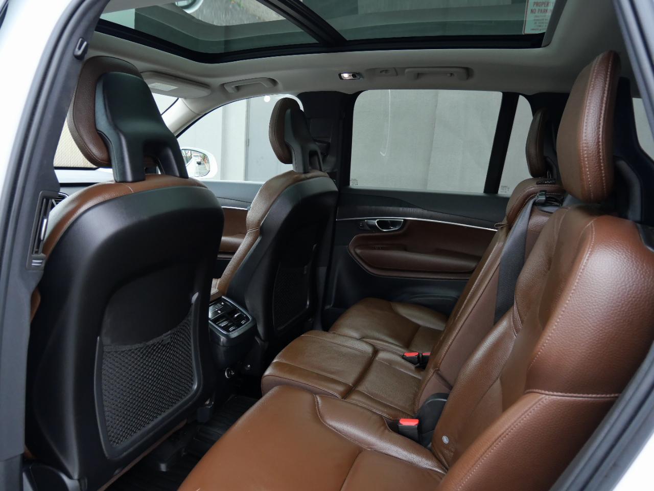 Volvo XC90 T6 AWD Momentum 7 Passenger 2020