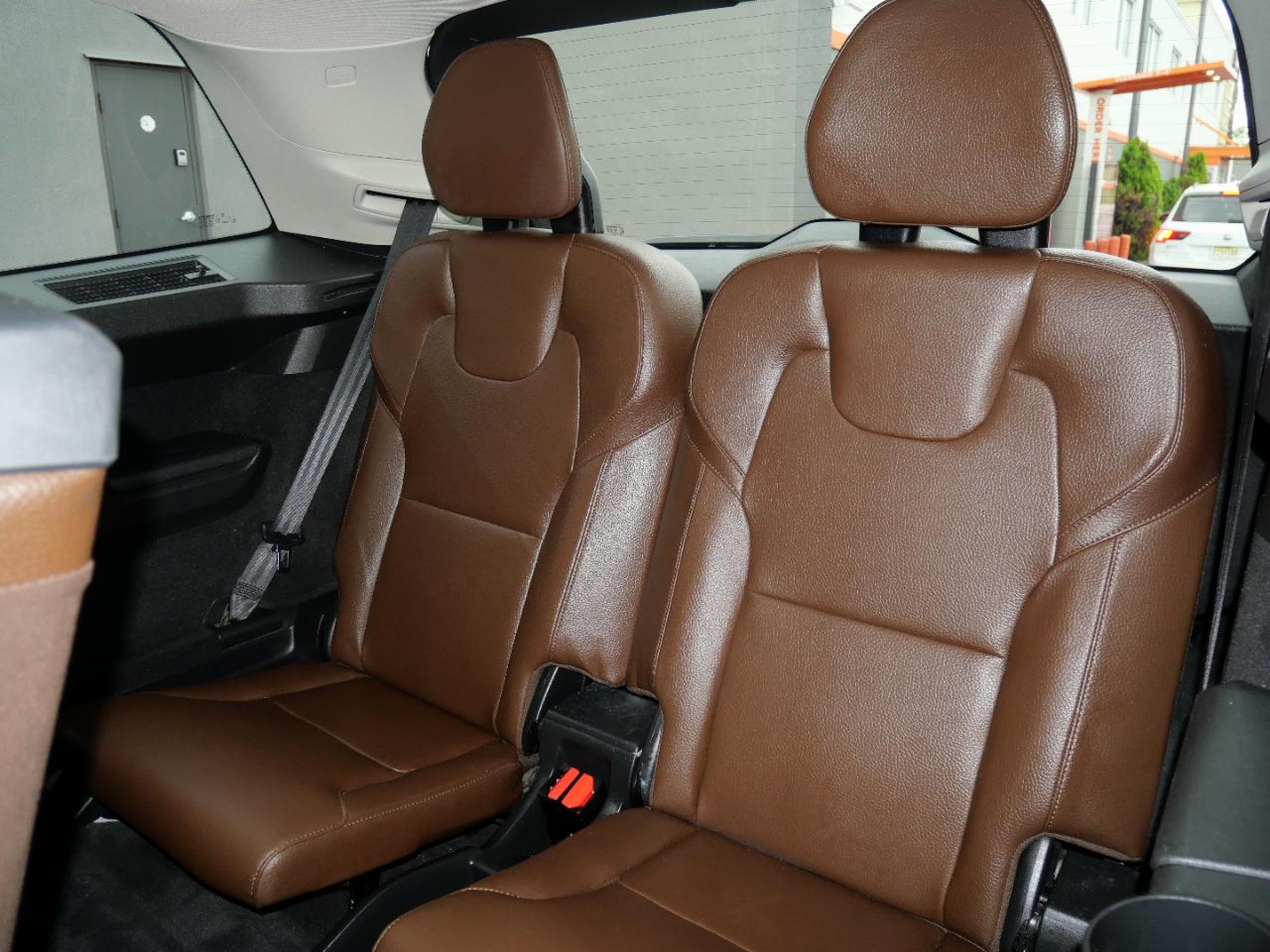 Volvo XC90 T6 AWD Momentum 7 Passenger 2020
