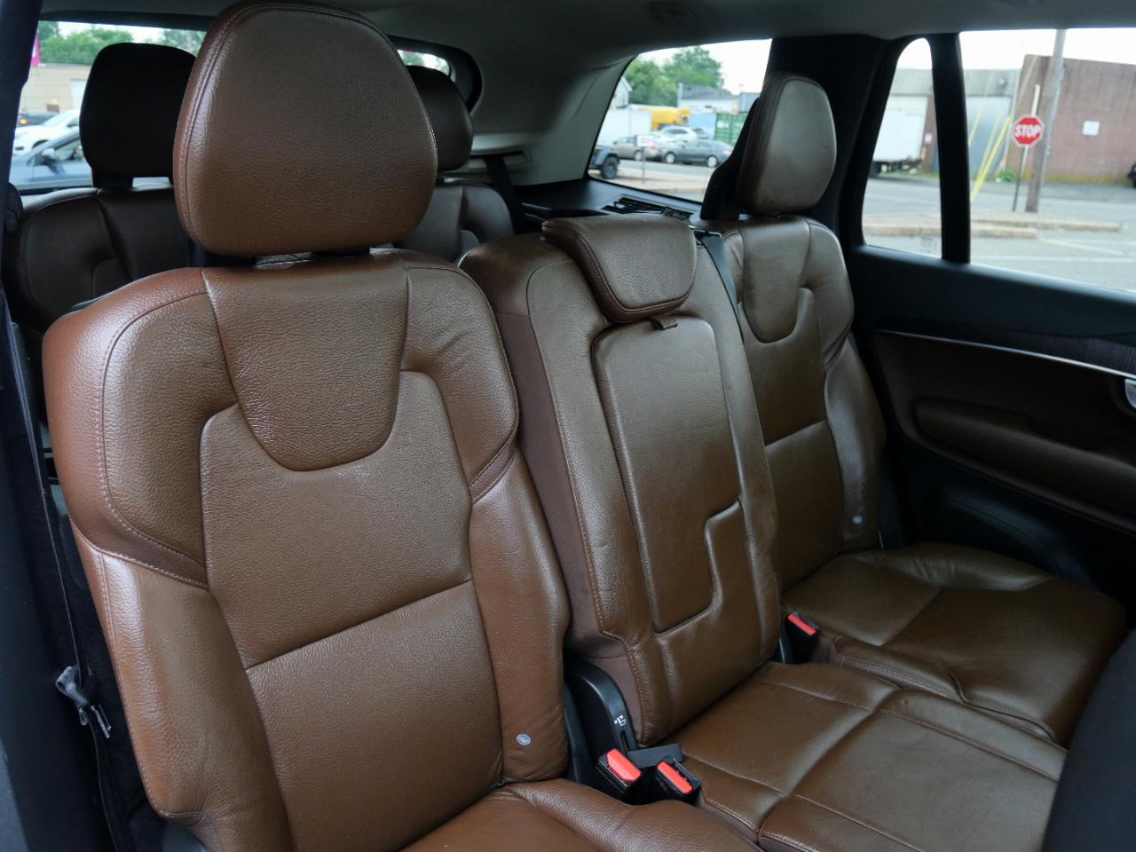 Volvo XC90 T6 AWD Momentum 7 Passenger 2020