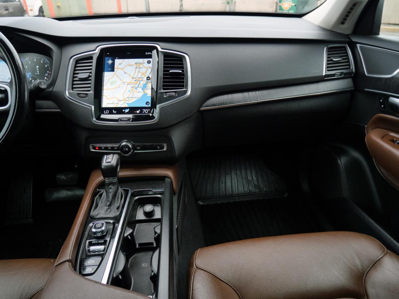 Volvo XC90 T6 AWD Momentum 7 Passenger 2020