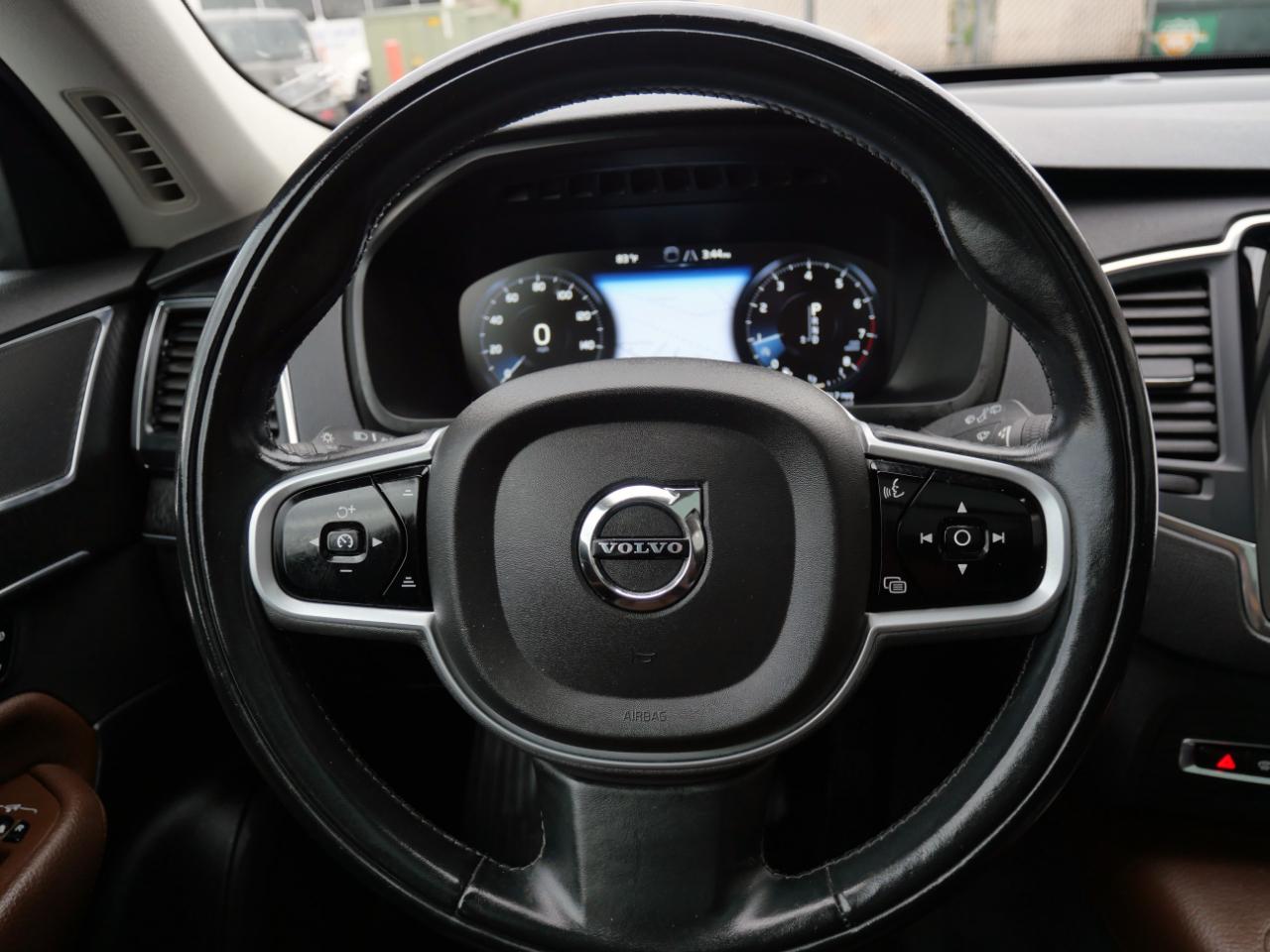 Volvo XC90 T6 AWD Momentum 7 Passenger 2020