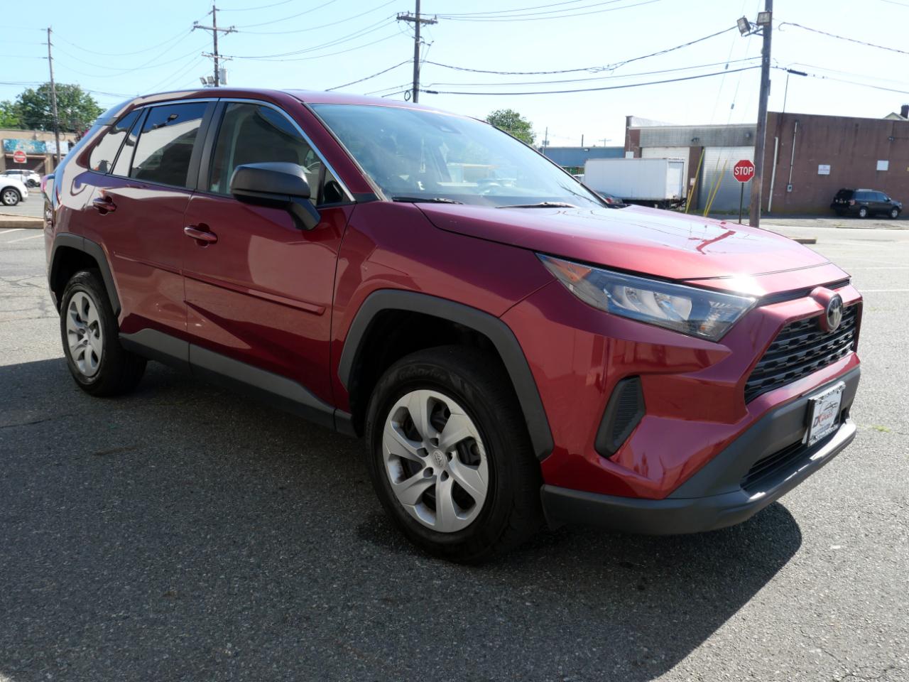 Toyota RAV4 LE AWD (Natl) 2022