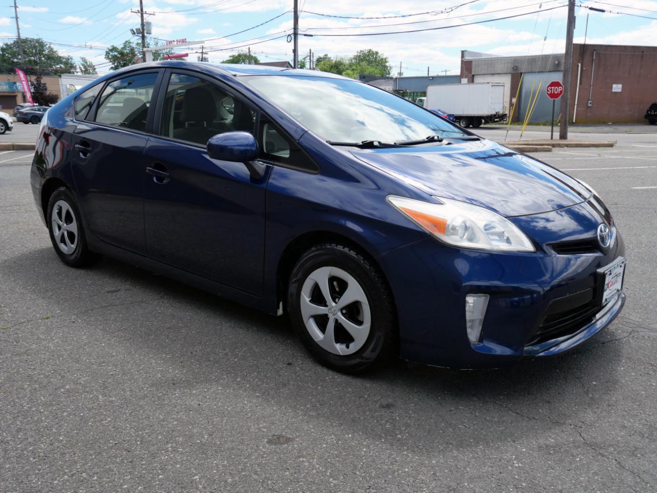 Toyota Prius 5dr HB Three (Natl) 2014