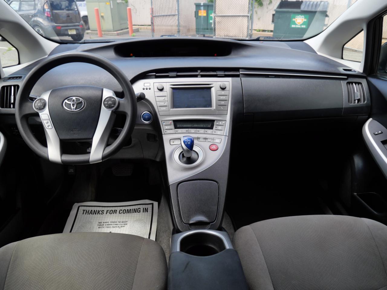 Toyota Prius 5dr HB Three (Natl) 2014