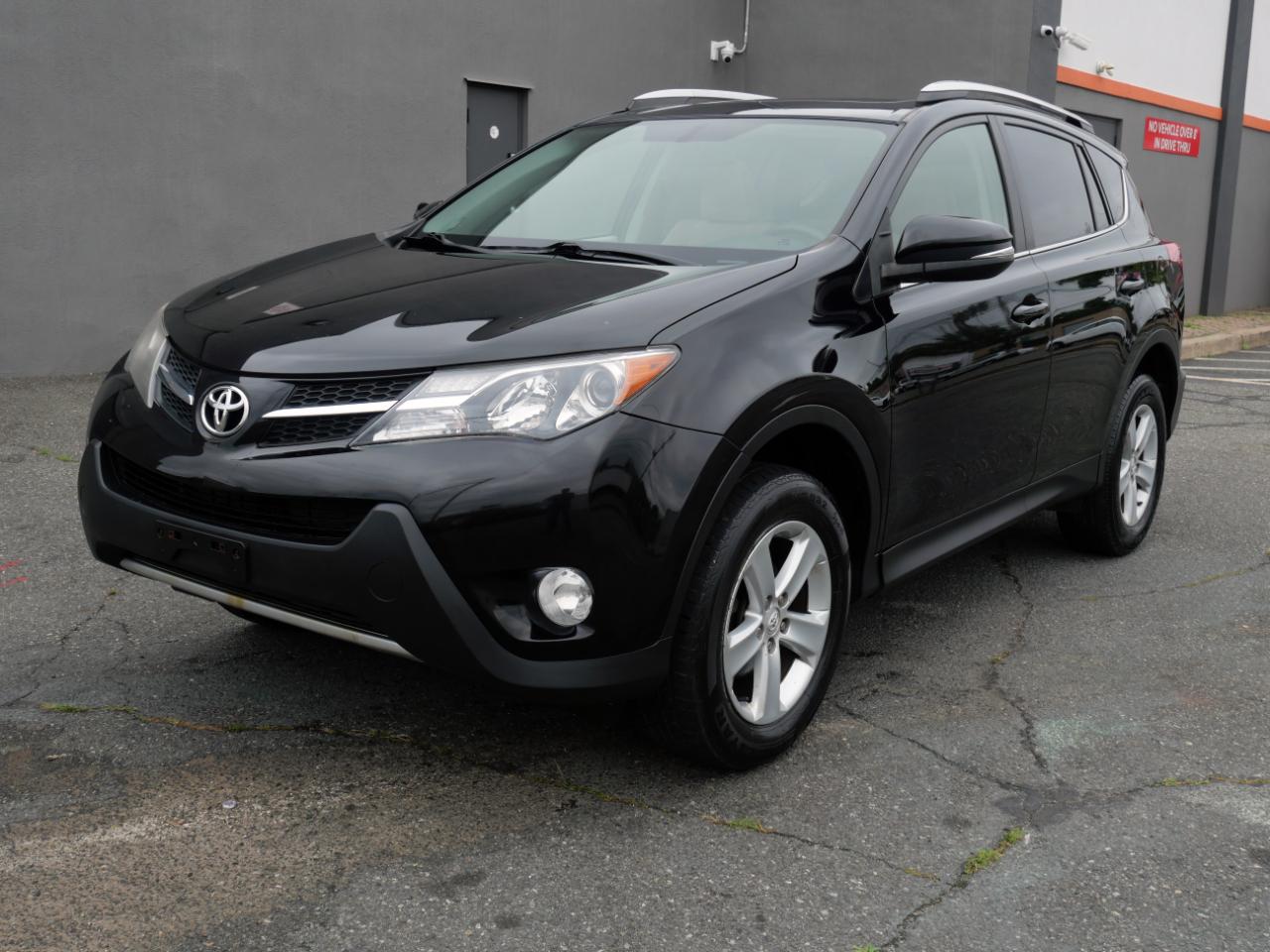 2013 Toyota RAV4 AWD 4dr XLE (Natl)
