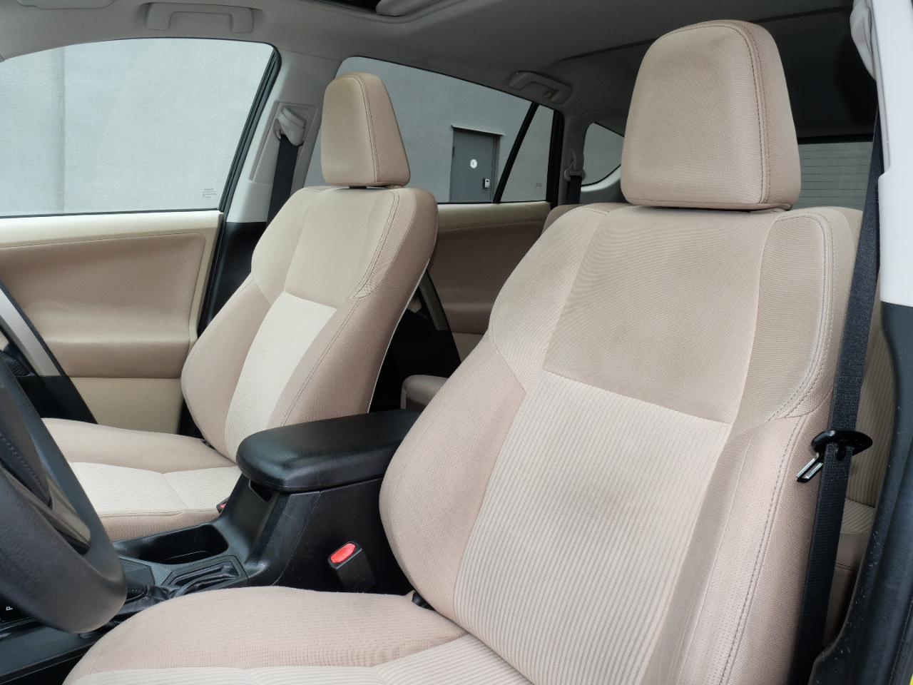 Toyota RAV4 AWD 4dr XLE (Natl) 2013