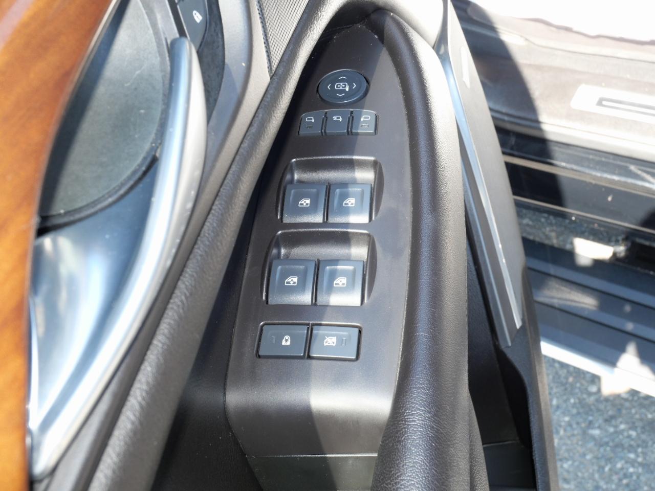 Cadillac Escalade 4WD 4dr Premium Collection 2016