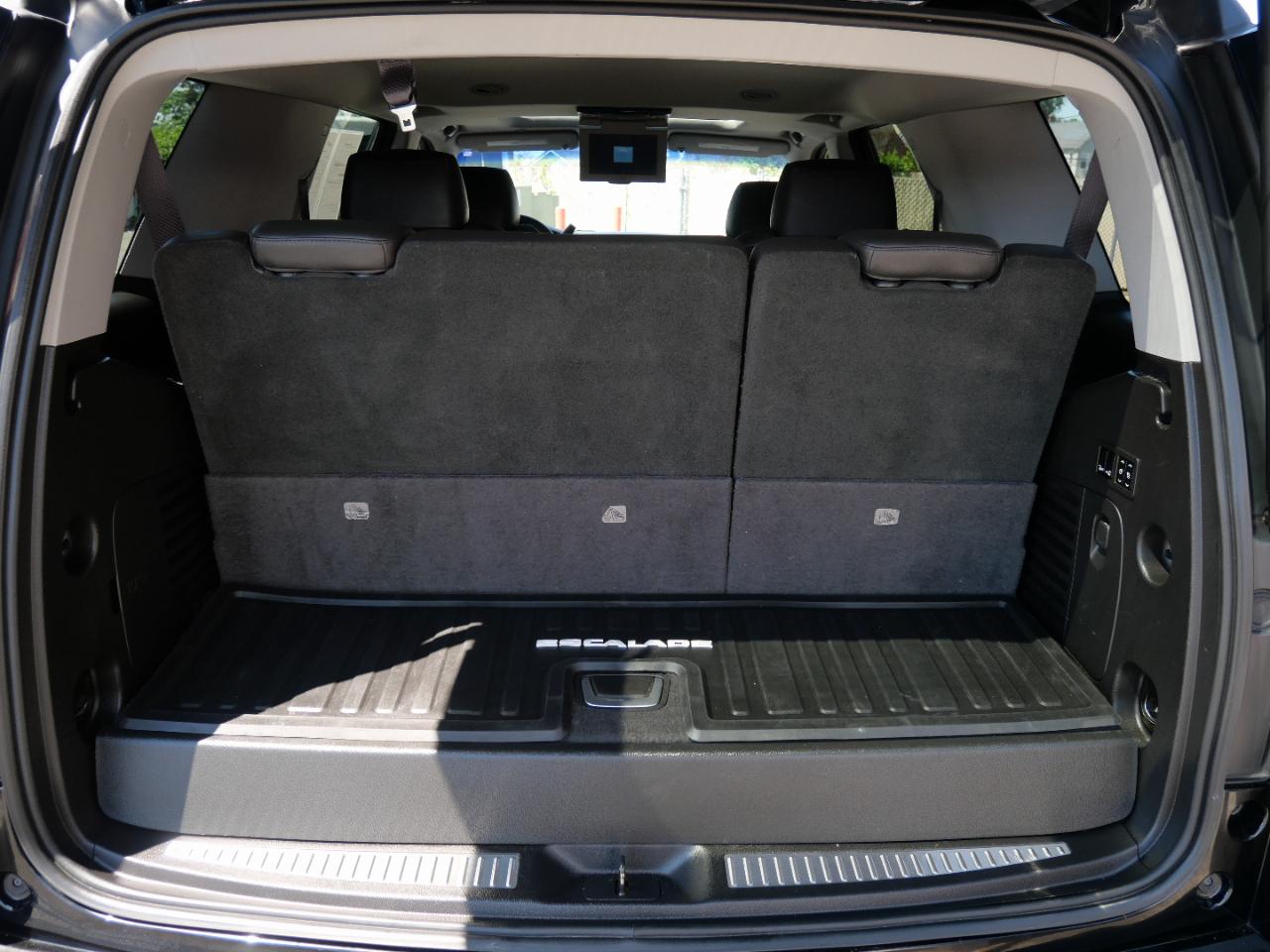 Cadillac Escalade 4WD 4dr Premium Collection 2016