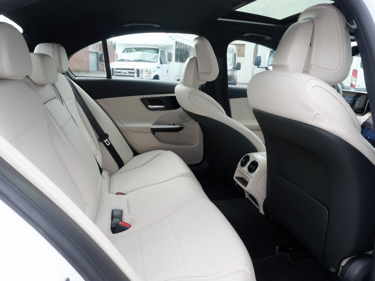 Mercedes-Benz C-Class C 300 4MATIC Sedan 2022