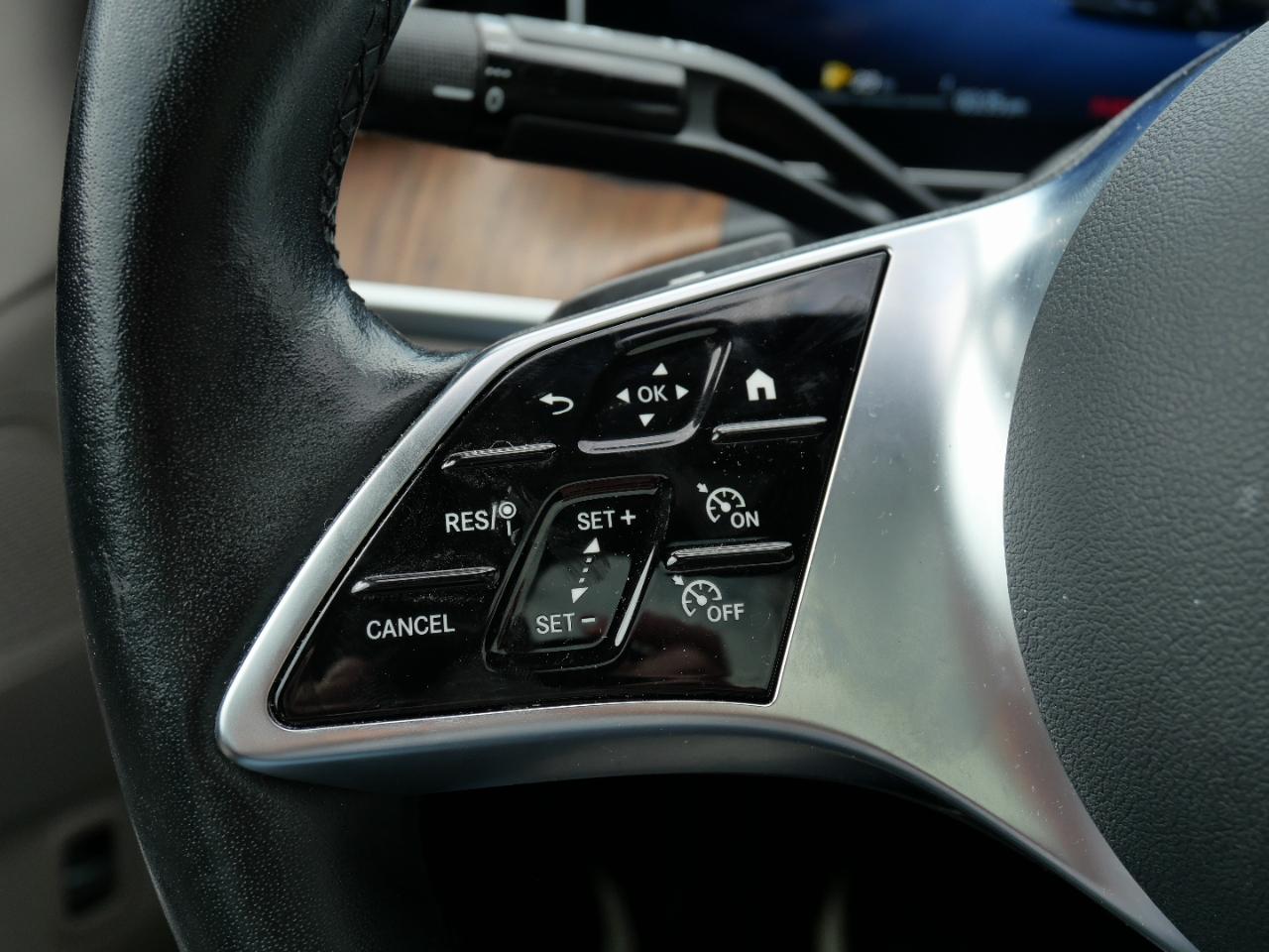 Mercedes-Benz C-Class C 300 4MATIC Sedan 2022