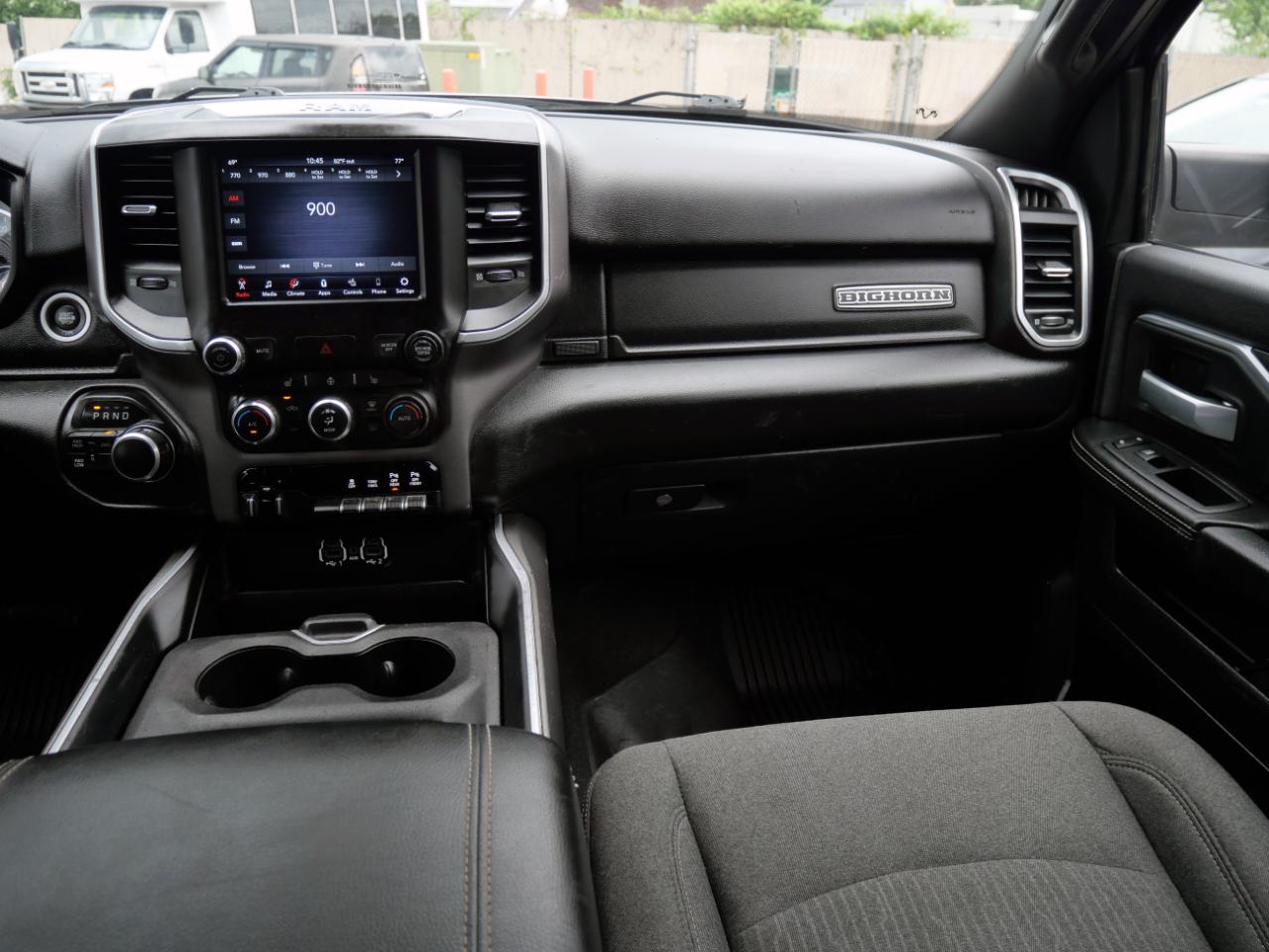 RAM 2500 Big Horn 4x4 Crew Cab 6'4" Box 2019