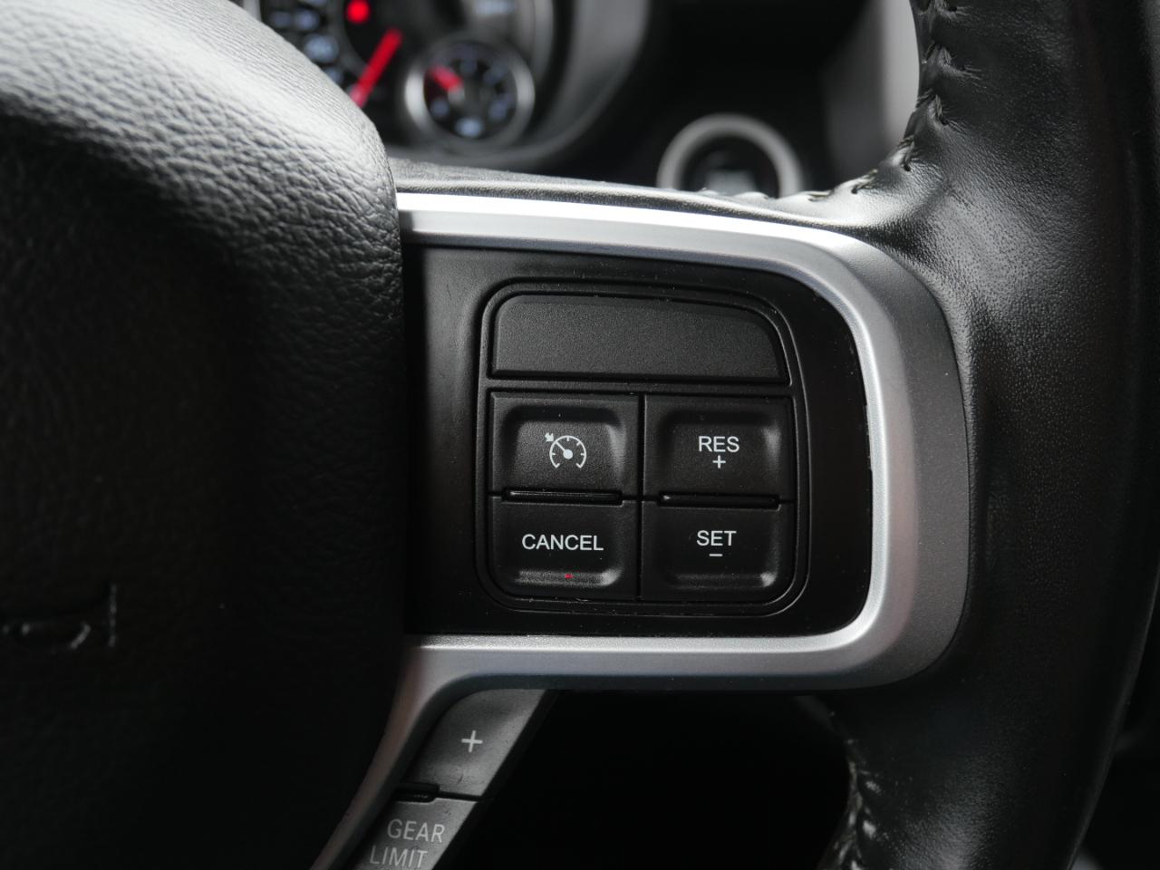 RAM 2500 Big Horn 4x4 Crew Cab 6'4" Box 2019