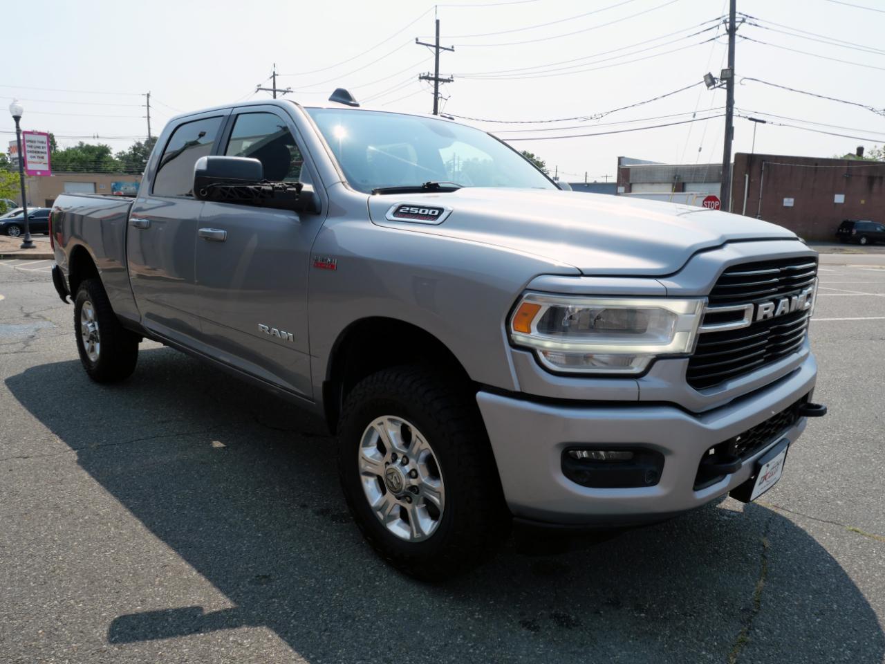 RAM 2500 Big Horn 4x4 Crew Cab 6'4" Box 2019
