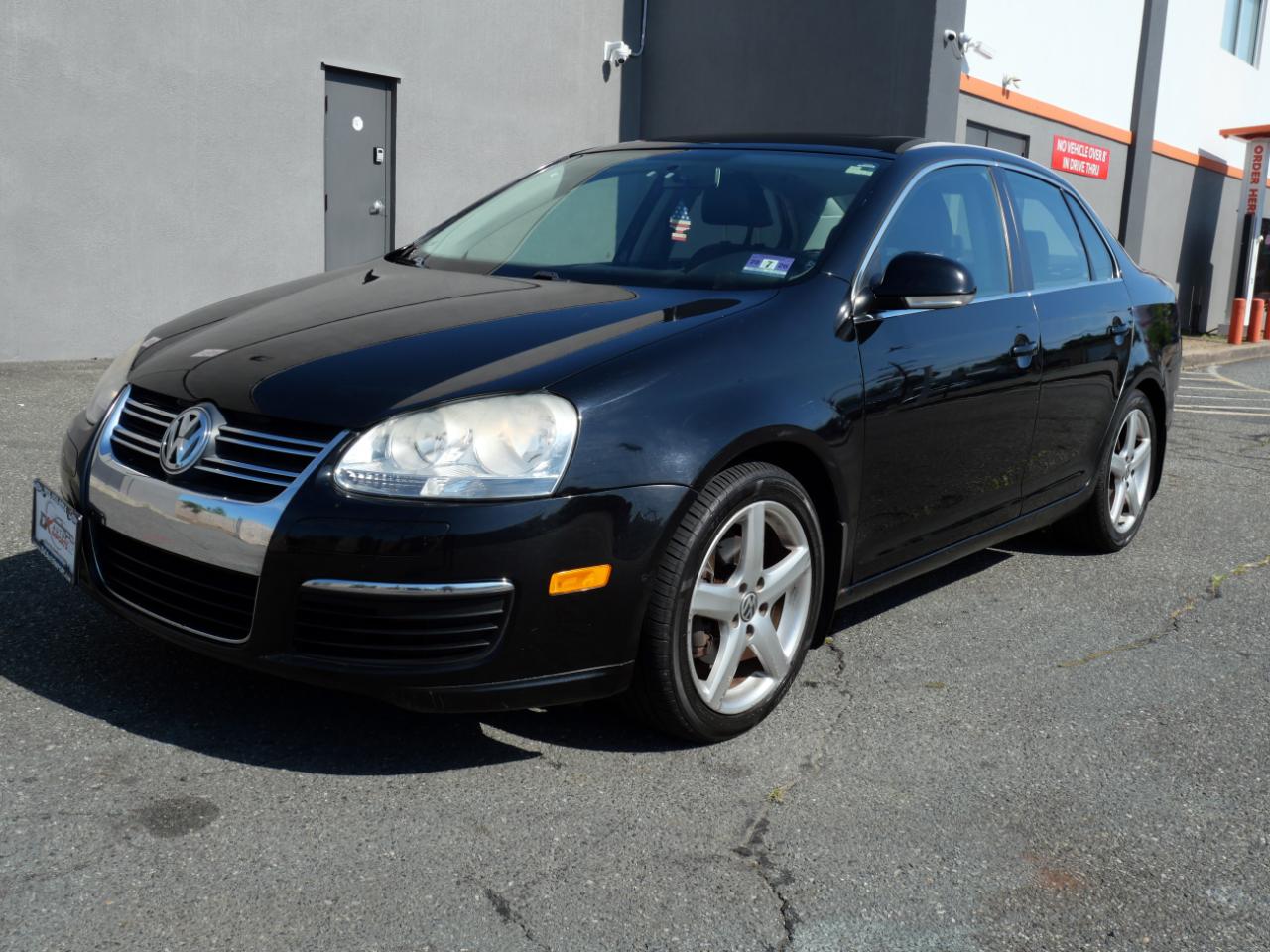 Volkswagen Jetta Sedan 4dr Auto Limited PZEV 2010